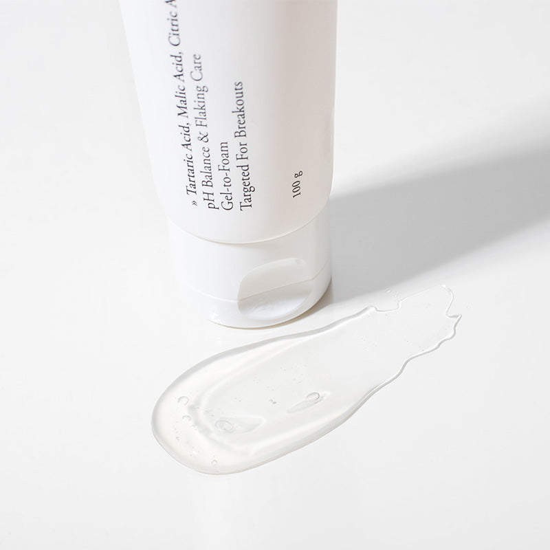 Clarifying AHA Gel Cleanser (Expiring 20/7/2026)